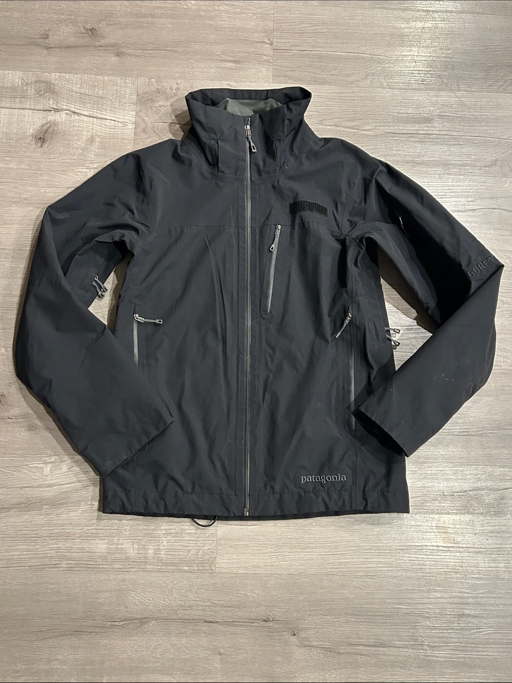 PATAGONIA | Men’s GORETEX Jacket